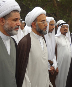 الشيخ الصفار مشاركا في التشييع