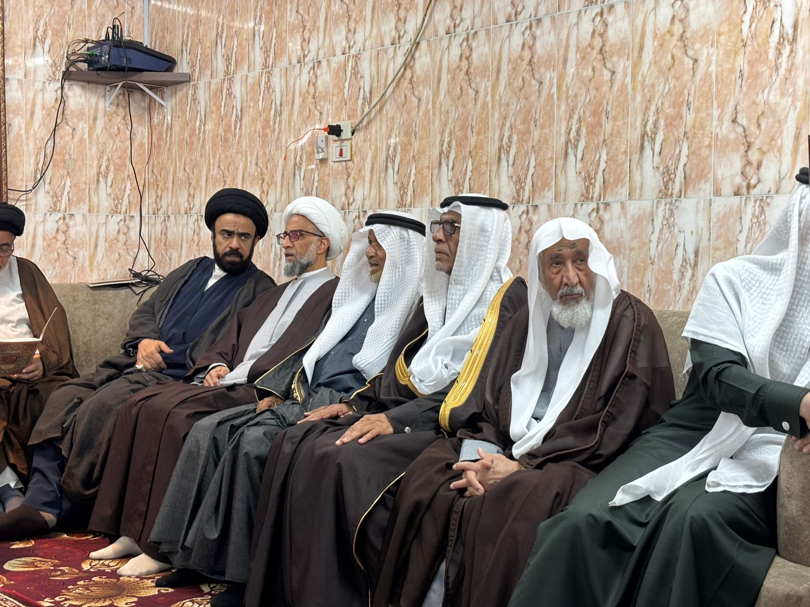 ���� ������� 19 �����